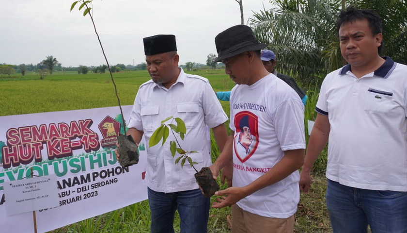 DPD Gerindra Sumut menggelar revolusi hijau di seluruh Sumatera Utara, dengan menanam 18 ribu pohon. Kegiatan ini adalah dalam rangka HUT ke-15 Partai Gerindra.