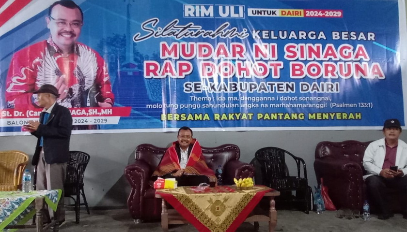 Bakal Calon Bupati Kabupaten Dairi Sumatera Utara, Rimso Sinaga (54), menggelar acara bertema 'Silaturahmi Keluarga Besar Mudar Ni Sinaga Rap Dohot Boruna se-Kabupaten Dairi'.