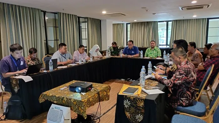 Bupati Pakpak Bharat, Franc Bernhard Tumanggor melakukan pertemuan penting dengan Manajemen PT Parna Raya, Offtaker (investor) pengembangan Food Estate di Jakarta, Jumat (10/2/2023).