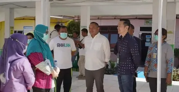 Tim Pengampuan Layanan Kesehatan Ibu dan Anak (KIA) dari RSUP H Adam Malik melakukan kunjungan visitasi ke Rumah Sakit Umum Daerah Salak, Jumat (17/3/2023).