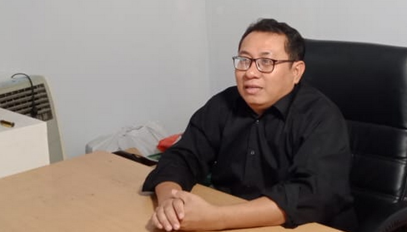 Masa tugas Al-Muktabar sebagai Pejabat Gubernur Banten akan berakhir. Di mana selama kepemimpinannya, ada riak-riak dari sekelompok masyarakat.