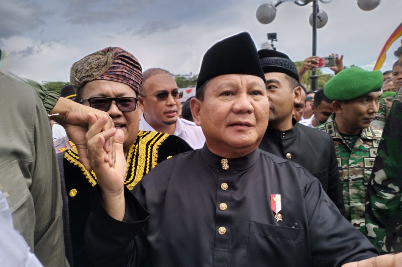Pengamat Politik Fisip Universitas Hasanuddin, Andi Ali Armunanto membeberkan beberapa keunggulan bakal calon presiden Prabowo Subianto.