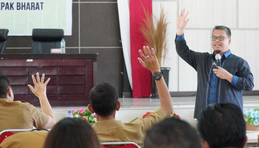 Pemerintah Kabupaten Pakpak Bharat membuka acara 'Workshop Pengadaan Barang/Jasa Pada Perencanaan Pengadaan dan Pengelolaan Kontrak' di lingkungan Pemerintah Kabupaten Pakpak Bharat.