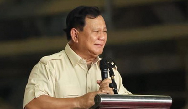 Tahun 2024 diyakini bakal menjadi 'takdirnya' Ketum Prabowo Subianto untuk memimpin Indonesia. Klaim ini disampaikan Ketua Harian DPP Partai Gerindra Sufmi Dasco Ahmad, berdasarkan beberapa survei.