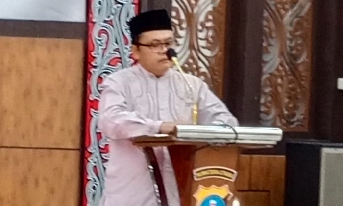 Setelah tiba di Tanah Deli, Kapolda Sumut Irjen Pol Agung Setya langsung menuju Masjid Raya Al-Matsun guna menunaikan Shalat Tahiyatul Masjid dan Zuhur berjamaah, Kamis (20/7/2023).