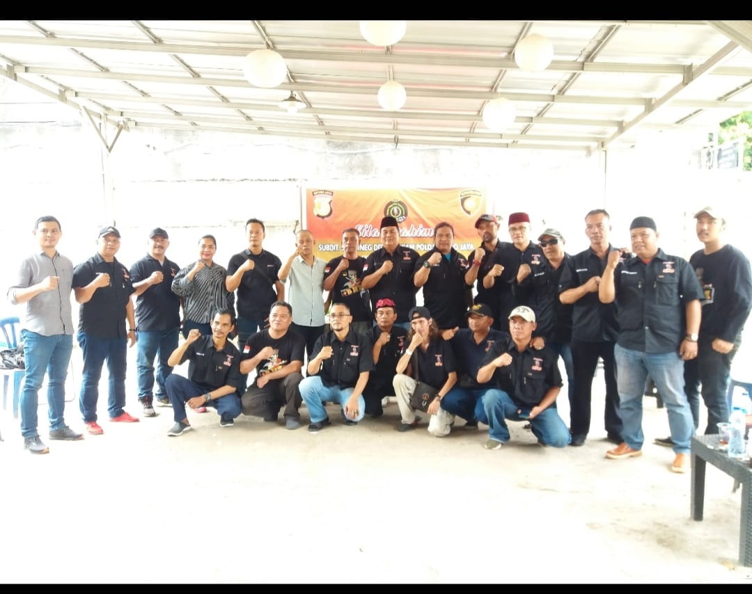 Direktorat Intelkam Polda Metro Jaya yang diwakili anggota Subdit 5 Kamneg, melakukan silaturahmi dengan Ormas Betawi Harga Mati (BHM).