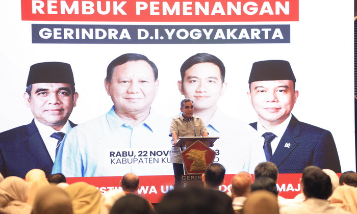 Sekjen Partai Gerindra Ahmad Muzani menghadiri rembuk pemenangan Prabowo-Gibran bersama kader dan pengurus Gerindra Daerah Istimewa Yogyakarta, Rabu (22/11/2023).