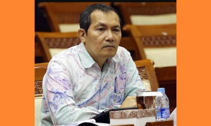Mantan Komisioner Komisi Pemberantasan Korupsi (KPK) Saut Situmorang minta Pemkab Mandailing Natal (Madina) untuk transparan terkait anggaran stunting. Pasalnya Saut melihat, bahwa anggaran dana stunting di Madina cukup besar.