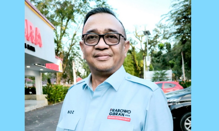 Bobby Octavianus Zulkarnain yakin, bahwa janji Gibran Rakabuming meningkatkan Dana Desa adalah benar-benar untuk kesejahteraan rakyat. Sebagai caleg DPRDSU dari Dapil Sumut III (Deli Serdang), maka Bobby tentu saja setuju.