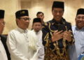 Usai Sholat Jumat bersama Presiden RI Ir H Joko Widodo, DPP Badan Komunikasi Pemuda Remaja Masjid Indonesia (BKPRMI) bersama Kaukus Gemuis menggelar silaturahim dan makan siang bersama 10.000 jamaah Sholat Jumat di Masjid Istiqlal, Jakarta, Jumat (2/2/2024).