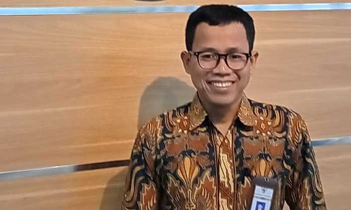 Komisi Kejaksaan Republik Indonesia mengingatkan insan Adhyaksa, khususnya jaksa yang bertugas sebagai jaksa penuntut umum untuk mematuhi Pasal 143 KUHAP. Khususnya pemberian turunan surat dakwaan kepada terdakwa dan penasehat hukum terdakwa.