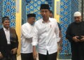 Ustadz Dr H Dedi Iskandar Batubara SSos SH MSP MH CIRBC CWC, anggota Dewan Perwakilan Daerah (DPD) RI asal Sumatera Utara (Sumut), menjadi Khatib Shalat Jumat di Masjid Agung Medan Jalan Diponegoro, Jumat (12/4/2024)