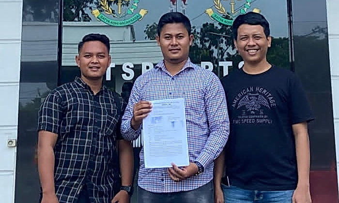 Ketua Gerakan Masyarakat Peduli Aset (GEMPA) Batubara Sumatera Utara Nazli Aulia SH melaporkan PT Socfindo ke Kejati Sumut, Rabu (22/5/2024).