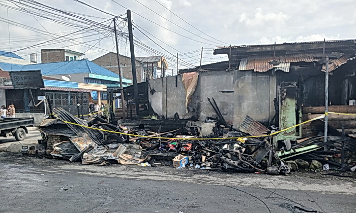 Rumah wartawan TRIBRATA TV di Kabupaten Karo, Sumatera Utara diduga dibakar orang tidak dikenal (OTK), Kamis (27/6/2024) dinihari, sekira pukul 04.00 WIB.