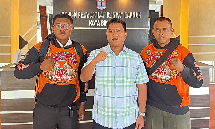 Ronggur Simorangkir terima mandat karateker Keluarga Olahraga Tarung Derajat (KODRAT) Kota Binjai. Selanjutnya, Bulan Desember 2024 dijadwalkan gelar musyawarah pembentukan Pengurus KODRAT Binjai.