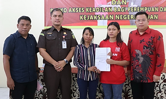 Nama Dr Darmawan Yusuf SH SE MH MPd CTLA Mediator, kembali menjadi sorotan berkat keberhasilannya bersama Kejari Medan dalam menginisiasi penyelesaian kasus pidana melalui pendekatan 'Restorative Justice' (RJ)