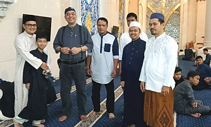 Pelaksanaan iktikaf malam 25 Ramadan 1446 H di Masjid Agung Jalan Pangeran Diponegoro Medan, mencatat lonjakan jumlah jamaah yang signifikan