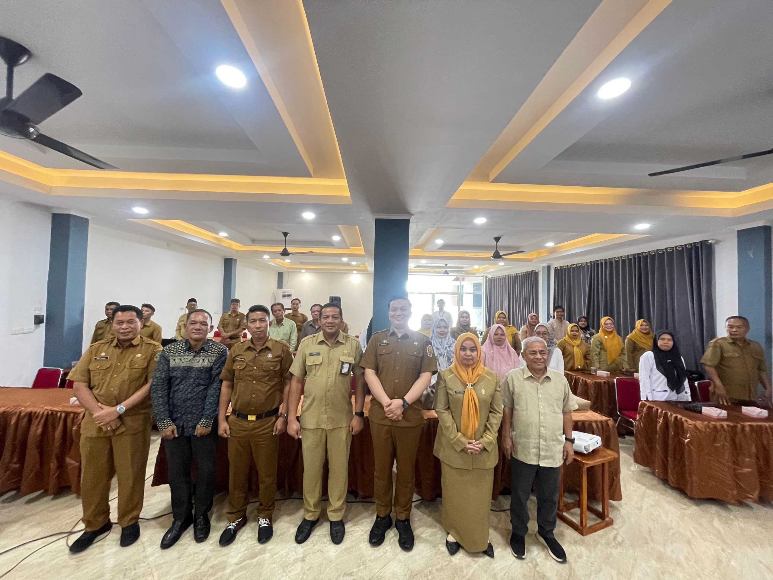 Gubernur Sumatera Utara Melalui Kesbangpol Provsu Latih Guru SMA/SMK di Kota Tanjungbalai sebagai Konselor Adiksi