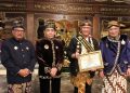 Abah Anton Charliyan Dianugerahi Sriraksa Kalpa Budaya sebagai Pelestari Budaya Nusantara