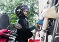 Pertamina Tegaskan, Hanya Pertamax dan Pertamax Green yang Naik Harga