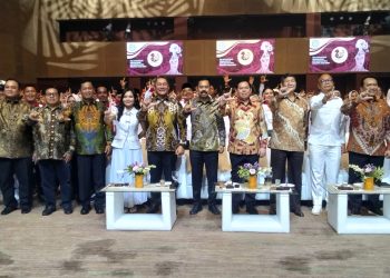Hashim Djojohadikusumo Lantik Pengurus Srikandi Jaga Desa se-Indonesia, ABPEDNAS dan SMSI Kerja Sama Dukung Program Jaga Desa.