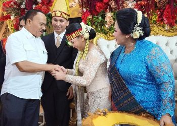 Dr Maruli Siahaan Hadiri Beberapa Rangkaian Acara Adat di Kota Medan