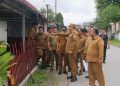 Bupati Taput Targetkan Percepatan Penataan Lokasi Tanggul Jalan Diponegoro