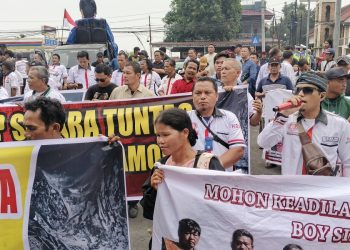 Desak Pencopotan Kapolres, Massa HBB dan TGAPH&K Sindir ‘Prestasi’ Kapolres Tapteng dan Sergai
