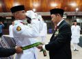 Kukuhkan 17 Anggota Paskibraka, Bupati Taput Dorong Pembentukan Karakter Generasi Muda