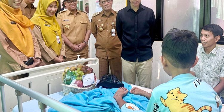 Pemerintah Akan Tanggung Semua Biaya Pengobatan Korban Keracunan MBG