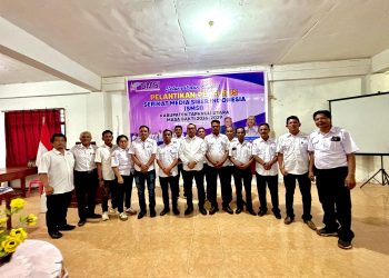 Hadiri Pelantikan Pengurus SMSI Taput 2026-2029, Bupati JTP Hutabarat: Pers Mitra Strategis Pemerintah!