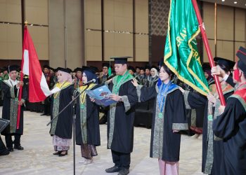 Lepas 1.064 Wisudawan, UNIS Tangerang Perkuat Sertifikasi Profesi dan Kompetensi Alumni