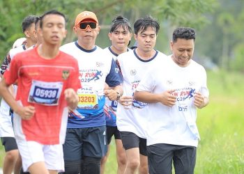 Gelorakan Gaya Hidup Sehat dan Ekonomi Daerah, Bupati Taput Tuntaskan Fun Run 7K HUT ke-81