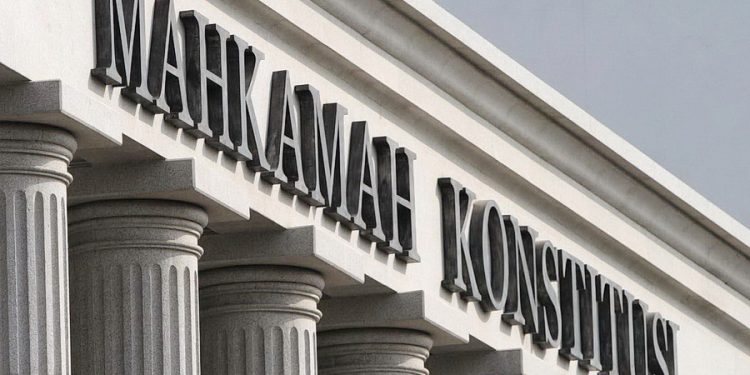 Usir Ahli Hukum Tata Negara dari Sidang, 2 Hakim MK Dilaporkan ke MKMK