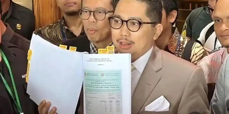 Ijazah SD-SMP Hingga Dokumen UTS Insearch dan MDIS Gibran Ditunjukkan di PTUN