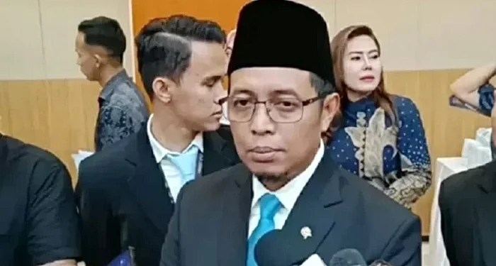 Patuh Putusan MK Soal Syarat Ijazah Gibran, Hasan Nasbi: Pemerintah Butuh Stabilitas