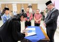 Lantik 12 Pejabat, Pemkab Taput Tekankan Integritas dan Pelayanan Publik yang Responsif